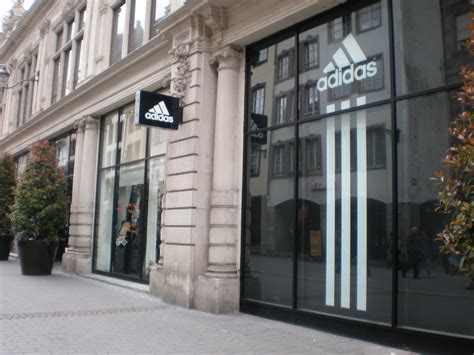 Boutique ADIDAS .